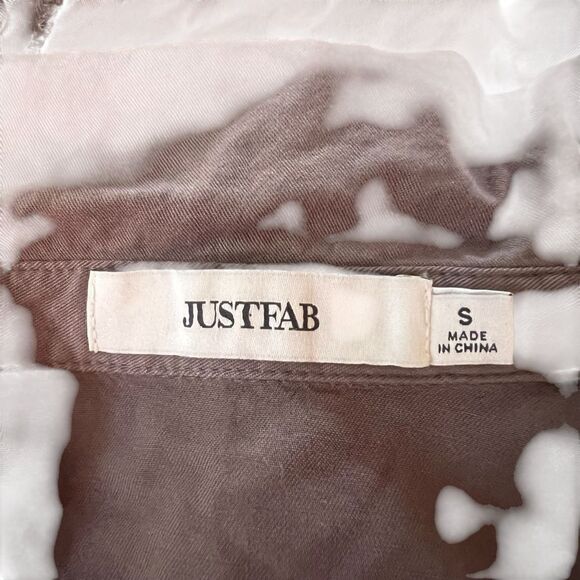 3 for $30! Just fab grey button down shirt - Picture 3 of 7